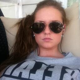 FeteVilde's profile picture. Snill og glad jente med beina godt plantet i taket.