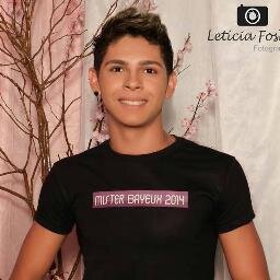 A vida ela é bem sincera, por que ela diz logo, aqui se faz aqui se paga, então nos só colhe oq se planta .