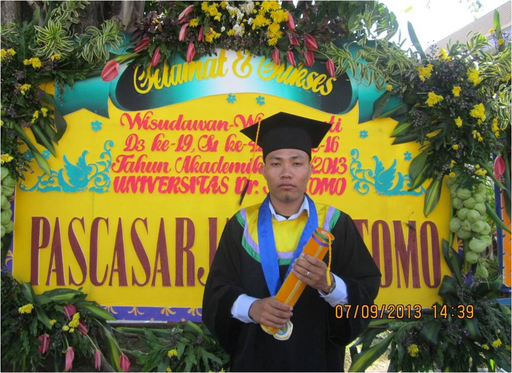 Aktivis Asal Simeulue, Berkeja di Yayasan Yatim Mandiri 2011 2014 Dosen Di Universitas Teuku Umar Meulaboh, Mahasiswa S3 Ilmu Administrasi UB Malang