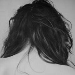 ‏كِتـابات تناثَرت فـي ذِهنـي فـ أحْببث أن أثبِتُـها هُنـا ، لا أحلل بـ إقتبَـاس أي تغريده دونَ ذكر المصْدر .