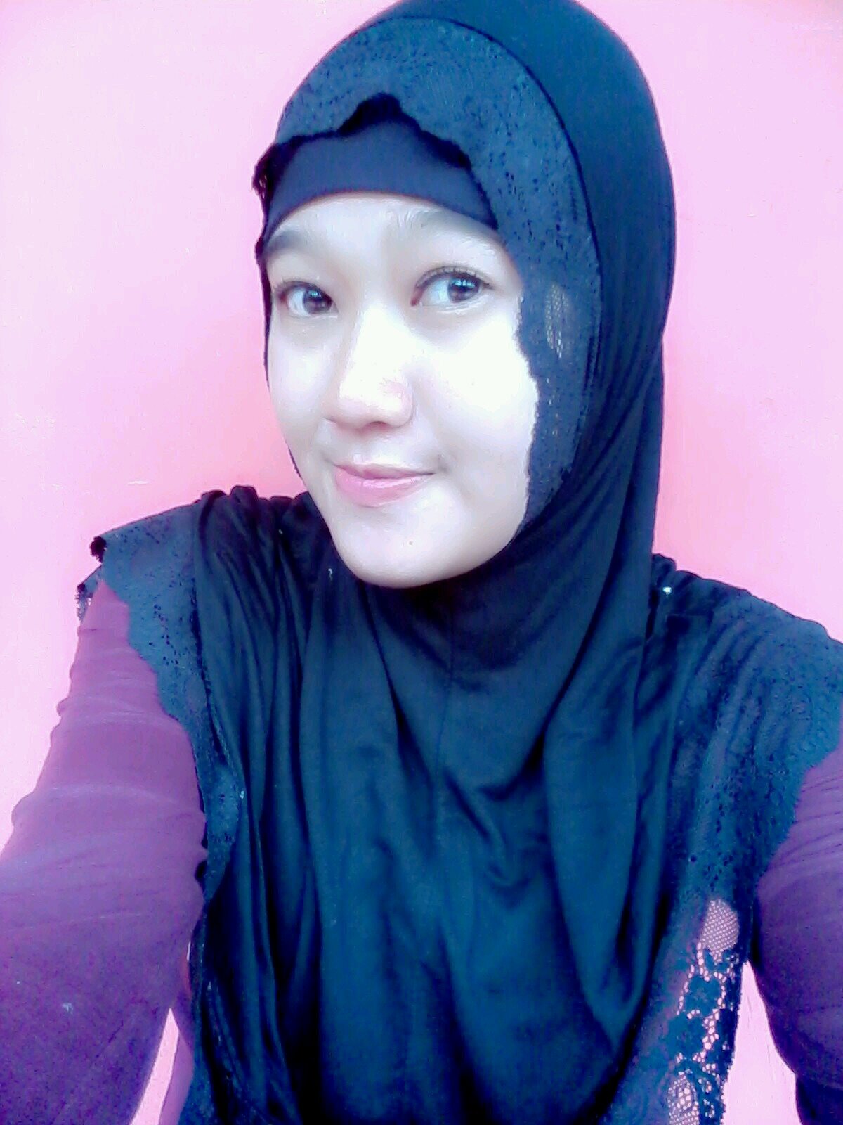Love allah,love rasulullah saw,love parent, ..allah bless us    path : indi andriani