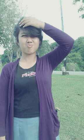 Rini Oktaviani | 2 Oktober 1997 | Polimak 1 | islam | SMA N 4 JPR | follback ? Just mention !
