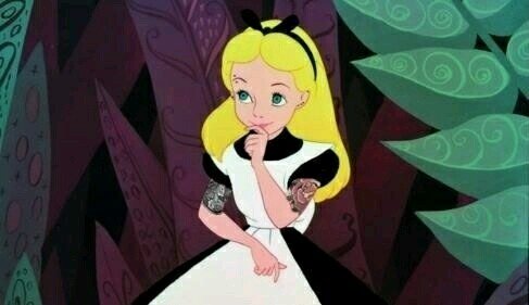 __WonderAlice's profile picture. Alice/Life saver in Wonderland/I made a list of 6 impossible things