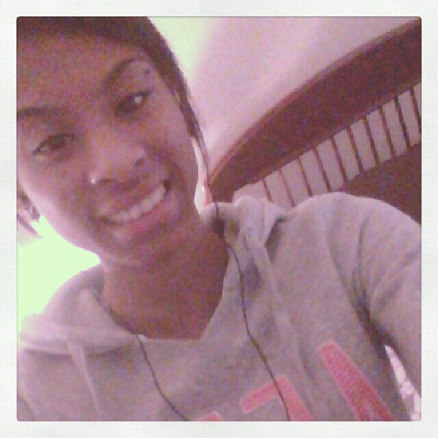 Im not gonna kiss nobodys ass to get along with them so therefore if u dnt like mi idc. Dnt fukk with fake niqqas.