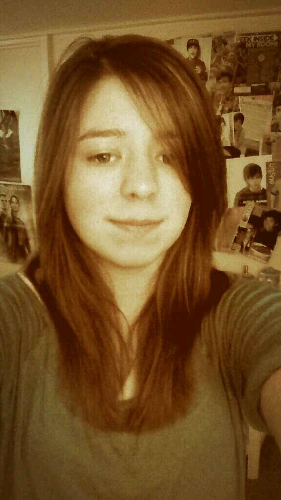 Obsessed with O2L and twitter                                          ~Stay Strong~