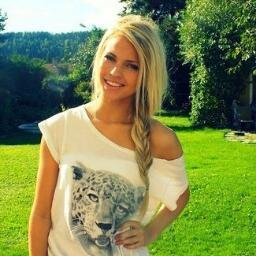 Belieber lovatick smiler directioner 3 3