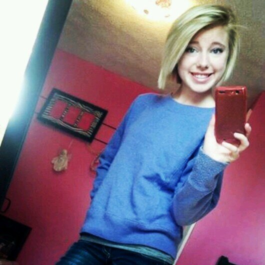 I can be the sweetest person. ♥ I can be the biggest bitch. ♚ I'm not someone who will change for you. ت Snapchat: brittanyboyce