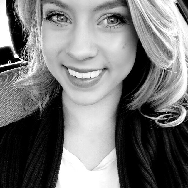 God girl. ICCFreshman. UCAstaff. Sing/Cheer. Family. Friends. LOVE.