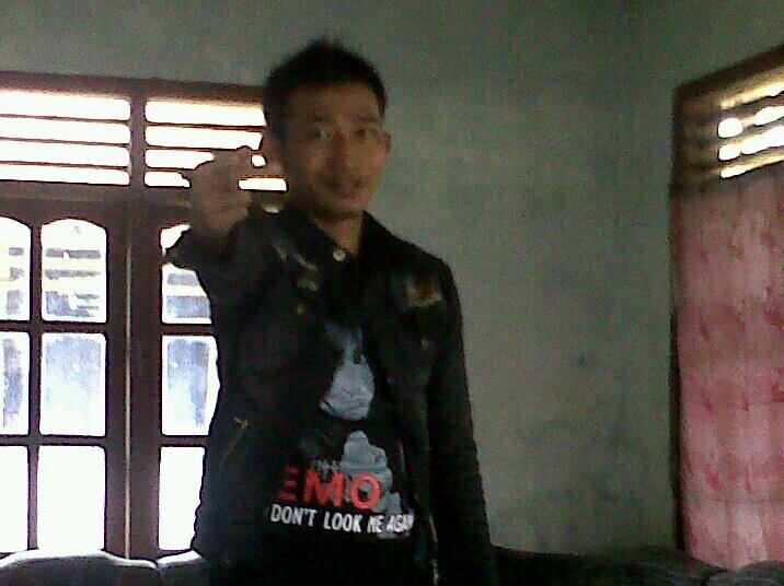 aq ingin bahagia bersamamu