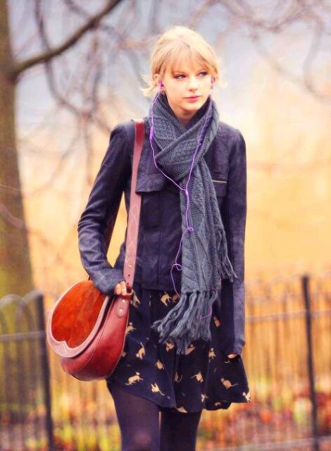 Tay is a spectaculer,amazing,beautiful, girl. We Are Big Fans of Tay. You too? Follow us for a Pict,Fact,dll of tay.