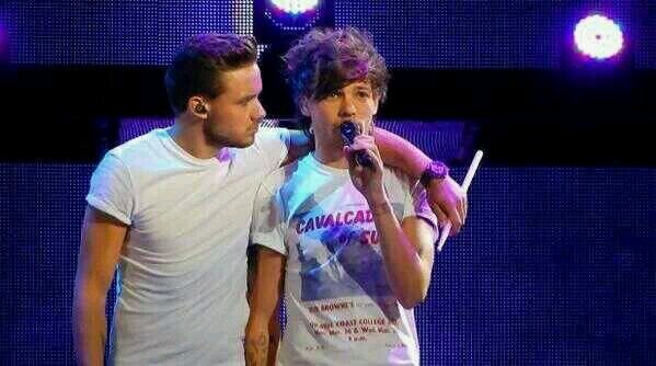 I gave you a free follow, so please follow @NeleTomlinson for me, she will follow back ♡ THANKS ♡