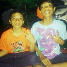 https://t.co/3sGyee15OQ Gunakan lah twitter sebagai tempat sarana mencari ilmu pengetahuan
dan hiburan , bukan tempat memantau aktivitas mantan