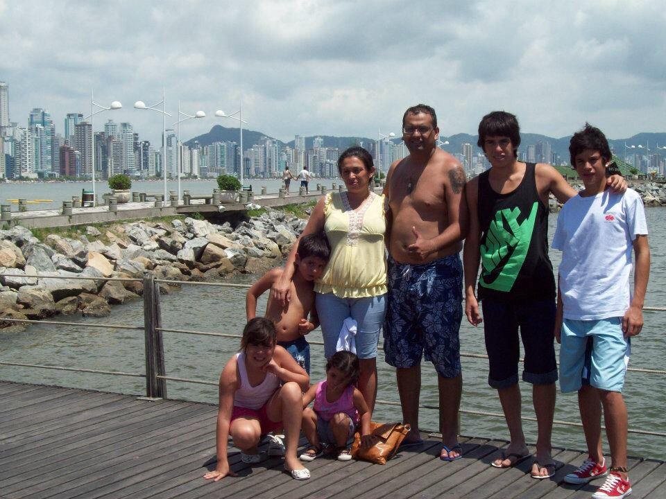 que linda familia