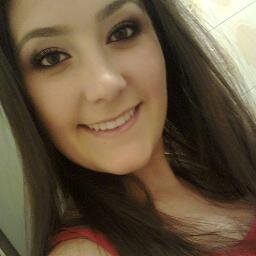 ''metade de mim quer voar, a outra metade nem sabe que possui asas''