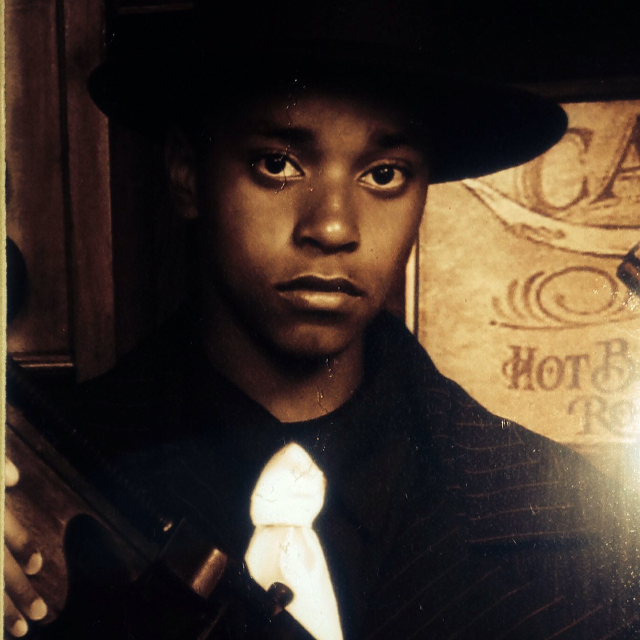 -Grammy Award winning Actor-
Featured as Extras, common In the movie rise, killers and extreme takeout