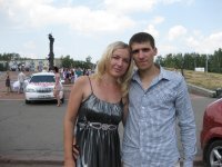 Я слушаю только музыку, сердце и маму. Все остальные несут бред