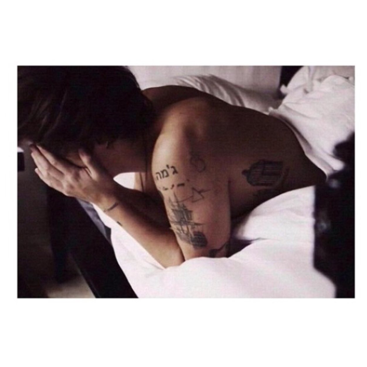 Hii i'm harry :) {Single|Looking}