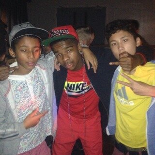 If u wanna add me on facebook niall makaveli don or bbm pin 25BCFB3B
