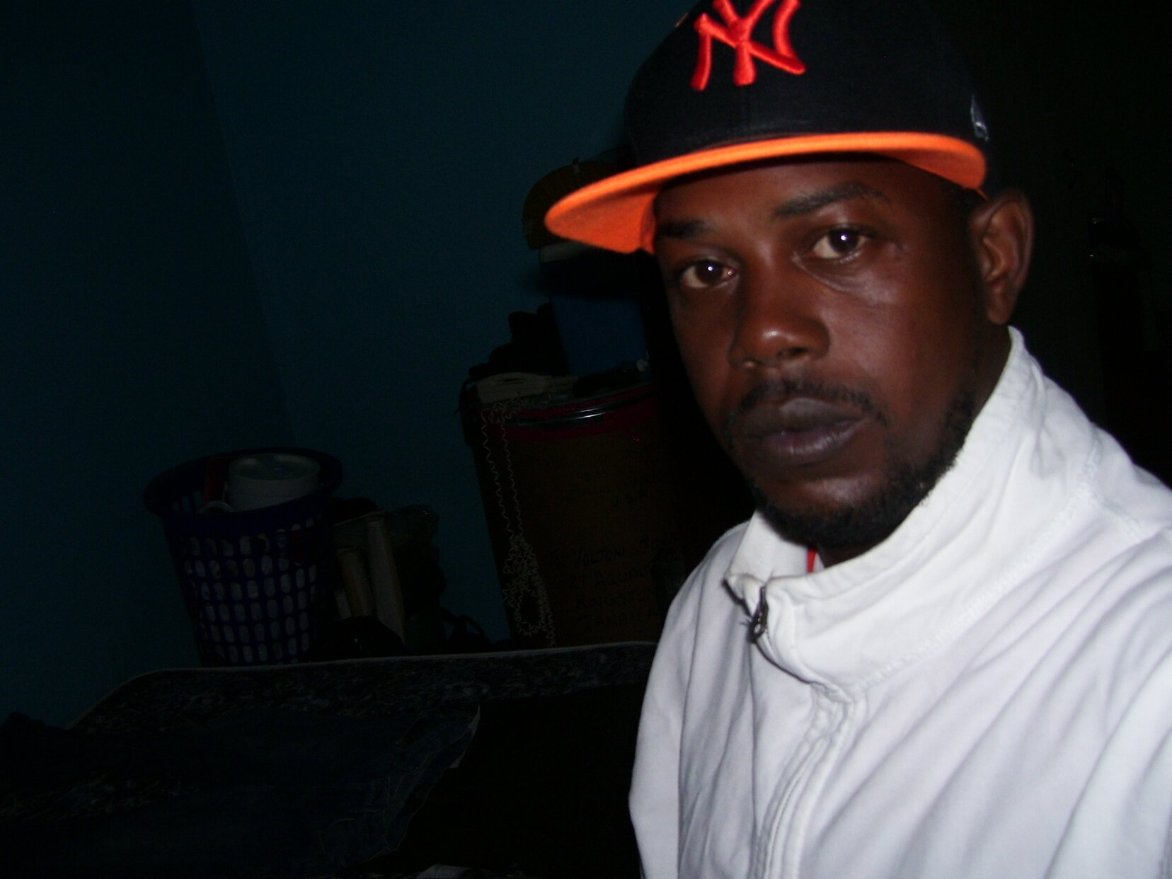 i'm an artist/poet/battle rapper..craft'n my art work'n on my mixtape call'd da rough draft vol.1 #TeflonXIIIrecords..#BarNation....My contact #(876)8684046
