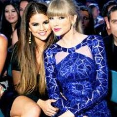Hi! :) I'm Sarah, I love Taylor Swift and Selly, BFF! ♥ If she follows me I will be... WOW, I think is just a dream, right?