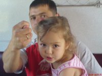 Прощаться рад, задерживаться тошно.