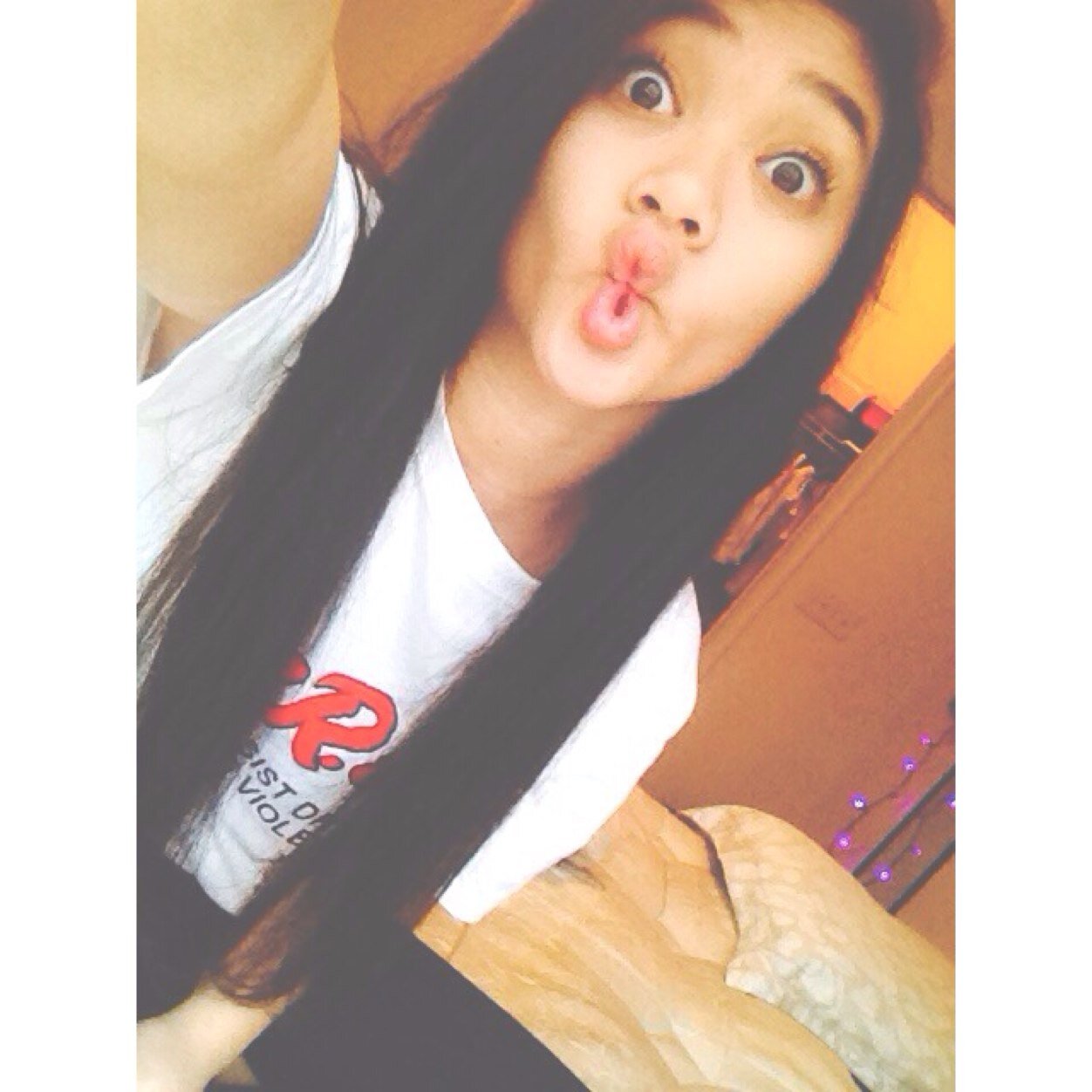1/6 of O2L | I kinda have an internet addictiction ♡