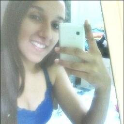 Para que levar a vida tão a sério, se a vida é uma alucinante aventura da qual jamais sairemos vivos.