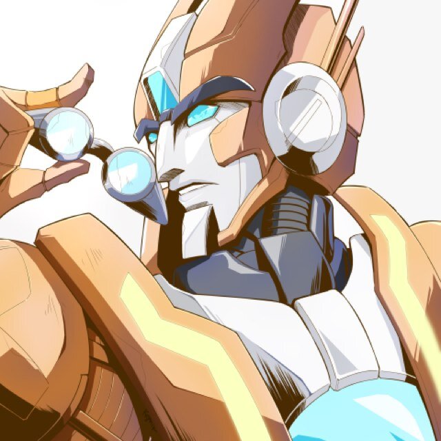 Psy-ops specialist on board of the Lost Light.
Collect and build models, especially spacecraft and mechas.