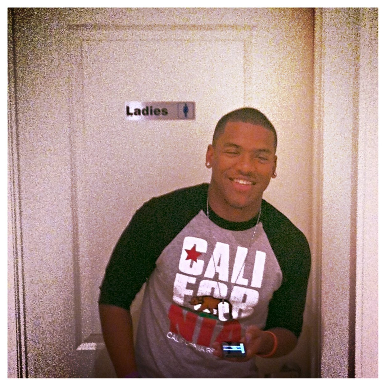 kodak_31's profile picture. never give up on your dreams! because giving up on your dreams is like giving up on yourself!