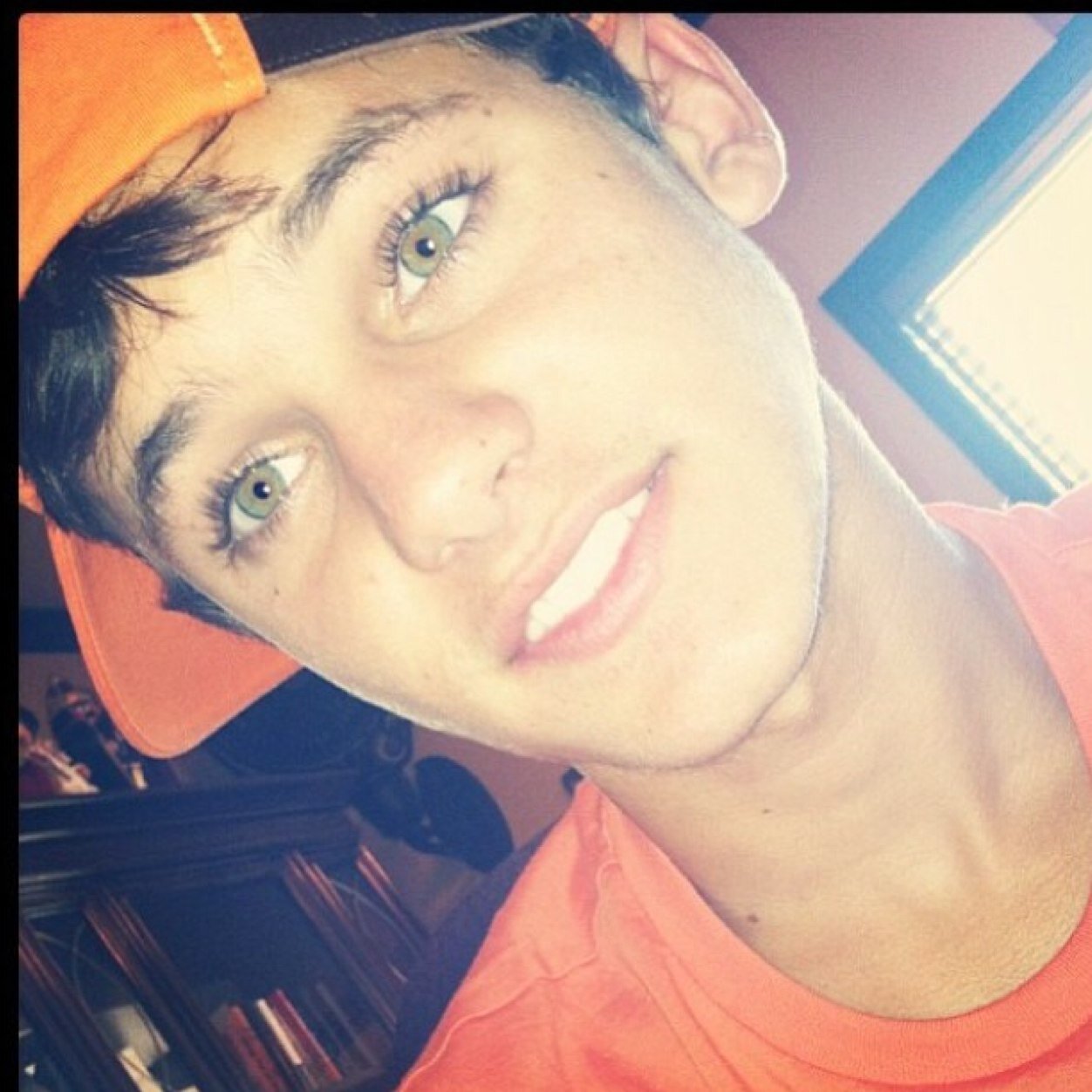 New started - instagram : @ilikebowendaily ♔♔♔♔♔♔