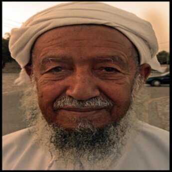 لمتني الحياة أن الصدق والأماة هما أرقى الصفات التييتمتع بها الإنسان.