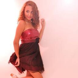 Cantora,compositora,modelo, atriz & Escritora.