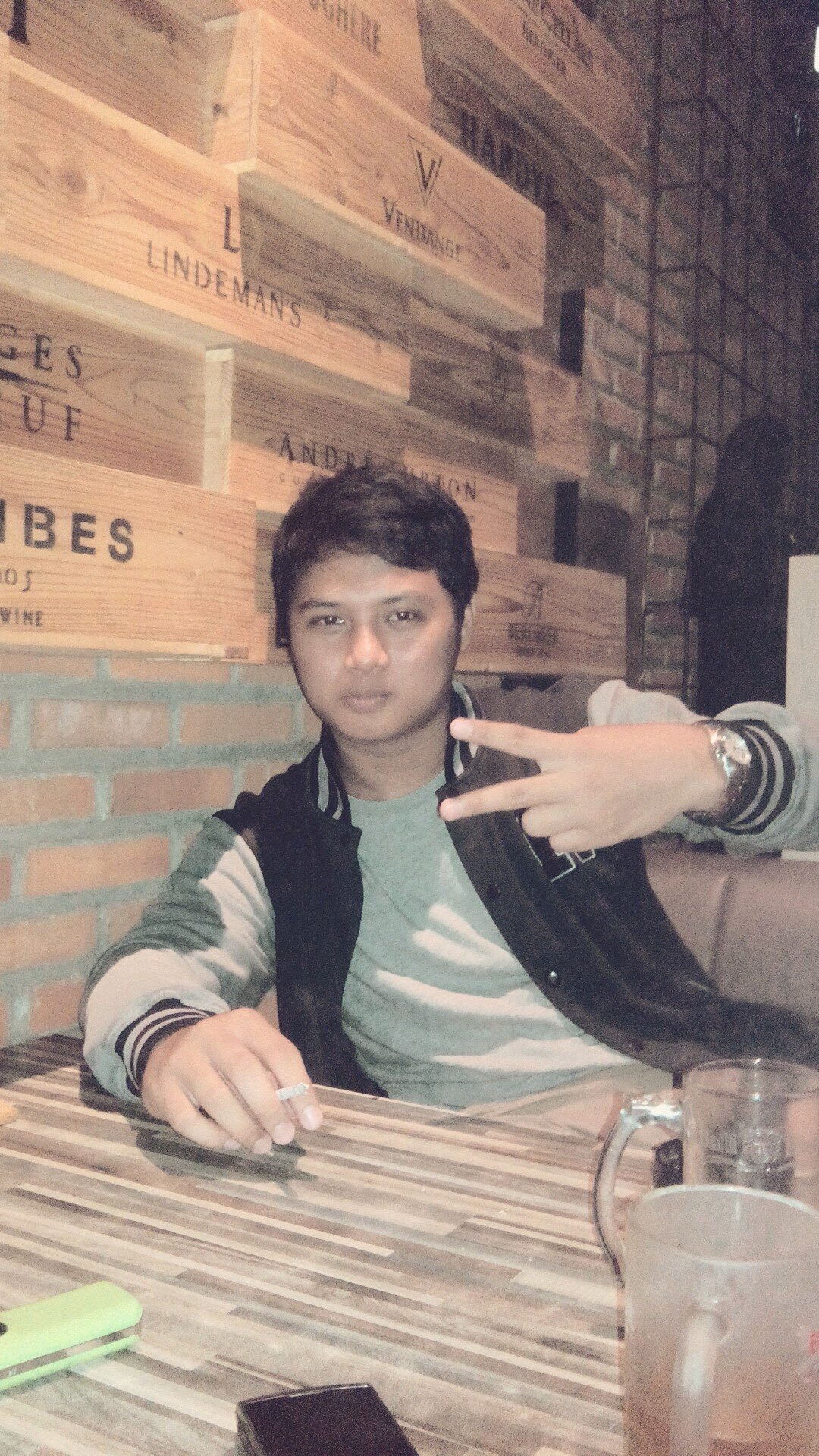 Be ur self My twet @grandyendy18