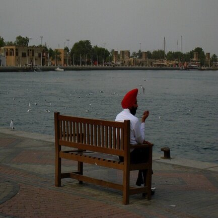 ‏‏​ﺂگثر ما أُحِبْ ! ﺂلثرّثَره.. ﺂلصَامِته مع نفسي ۈ ﺂلديث ﺂلمُختصَر مع ( النّاسِ ) !   ♡ هلالي حتى يرث اللة الأرض وماليها ♡
