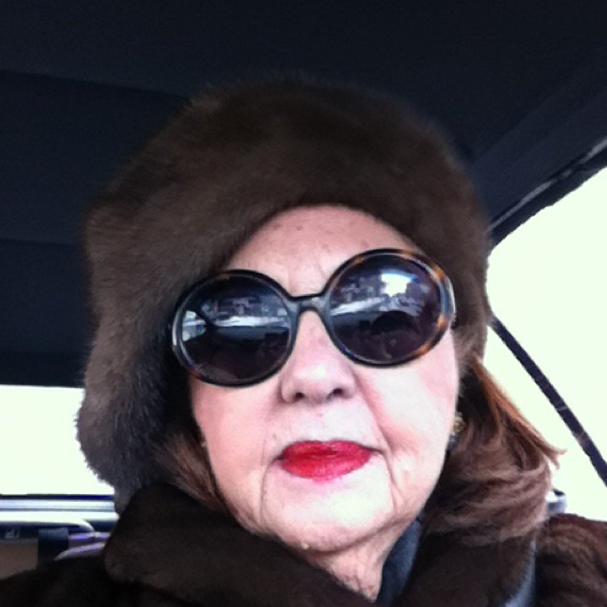 MerleKerr's profile picture. I love food & fine wine; fashion and a promoter of the art of civility.
I love life.