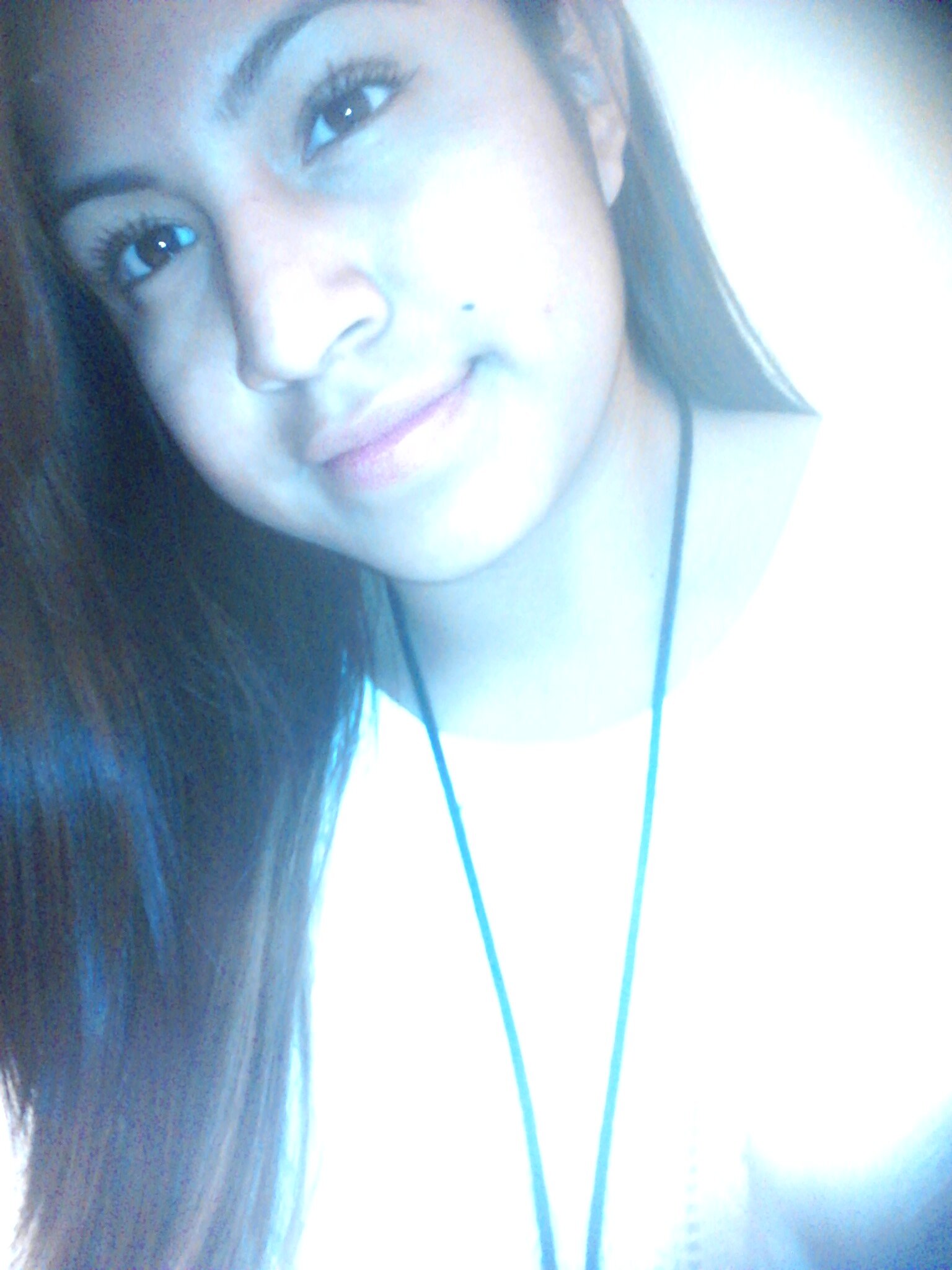 I love to be weird ;3  & Loving God ;*                                                          Instagram : kanddy_licious