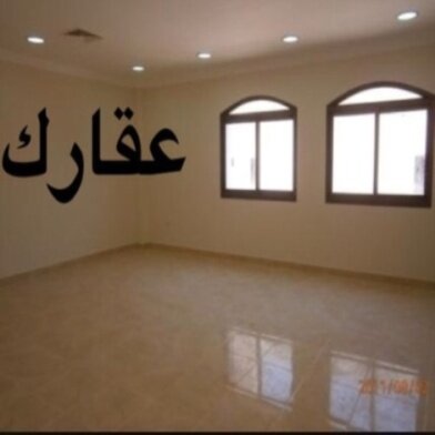 غَريقٌ ي بَحر اللّاشعور عنيدٌ مكابِر رمَ فقرِ الحَال • المُفضَّلة تَحتفِظُ بأَحرُفِي ..