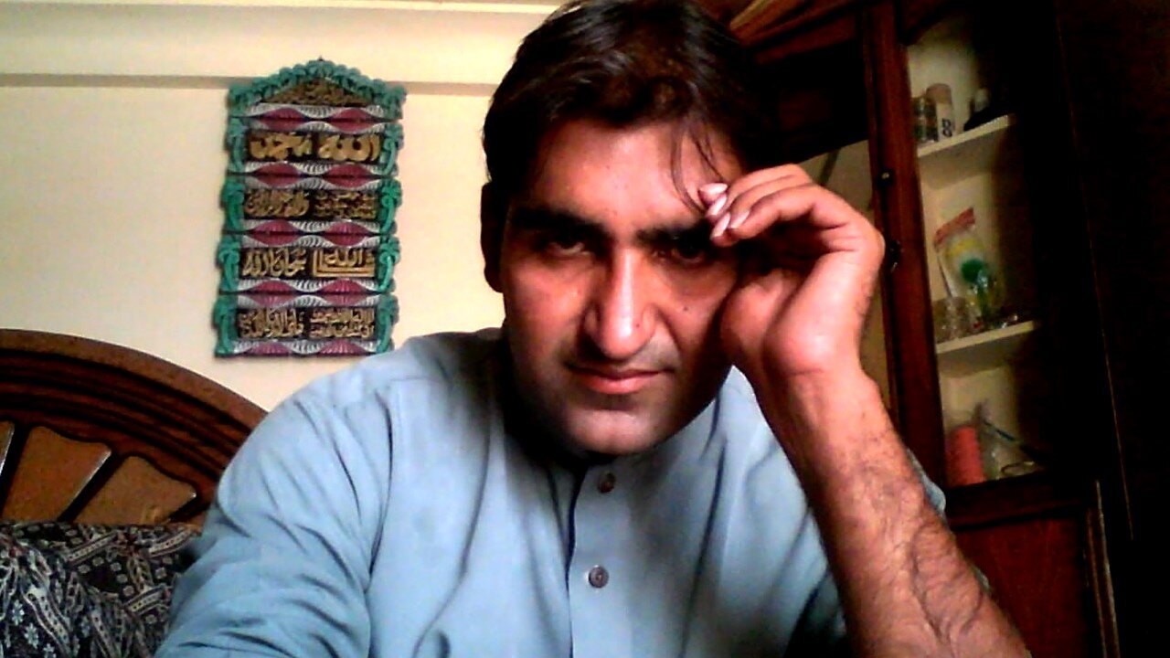 malik30494244's profile picture. 