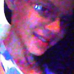 Hi I LOVE JUSTEN sou a g. gosto de musicas de rock curtu pop sou uma pessoa que gosta de todos beijos no rosto :*