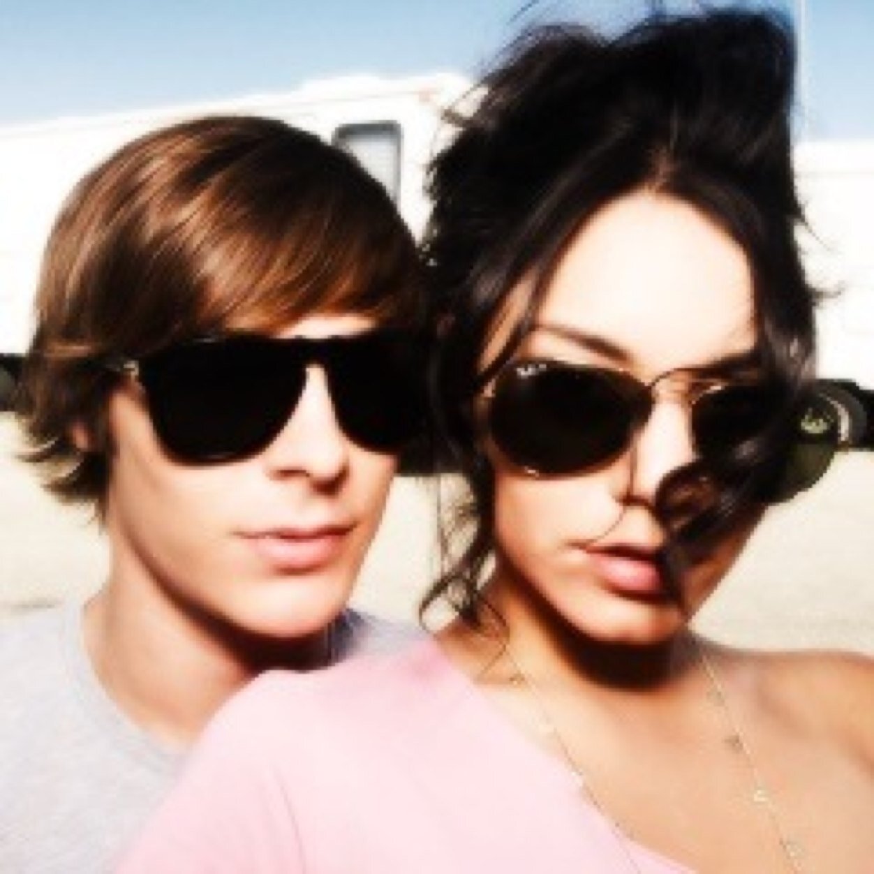vanessa hudgens, lucas lucco & pretty little liars | maju bff ♡