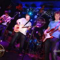 Fallings (@fallingsband) 's Twitter Profile