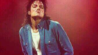 Tom hiddleston;justin bieber; michael jackson 3