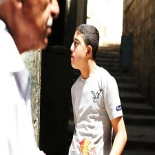 ‏ليس مُهماً أن تروَق للآخرَين بفَكرك وفَعلك ، المُهم أن تبقَى أنَت في حدوَد َضاك عن نسَك