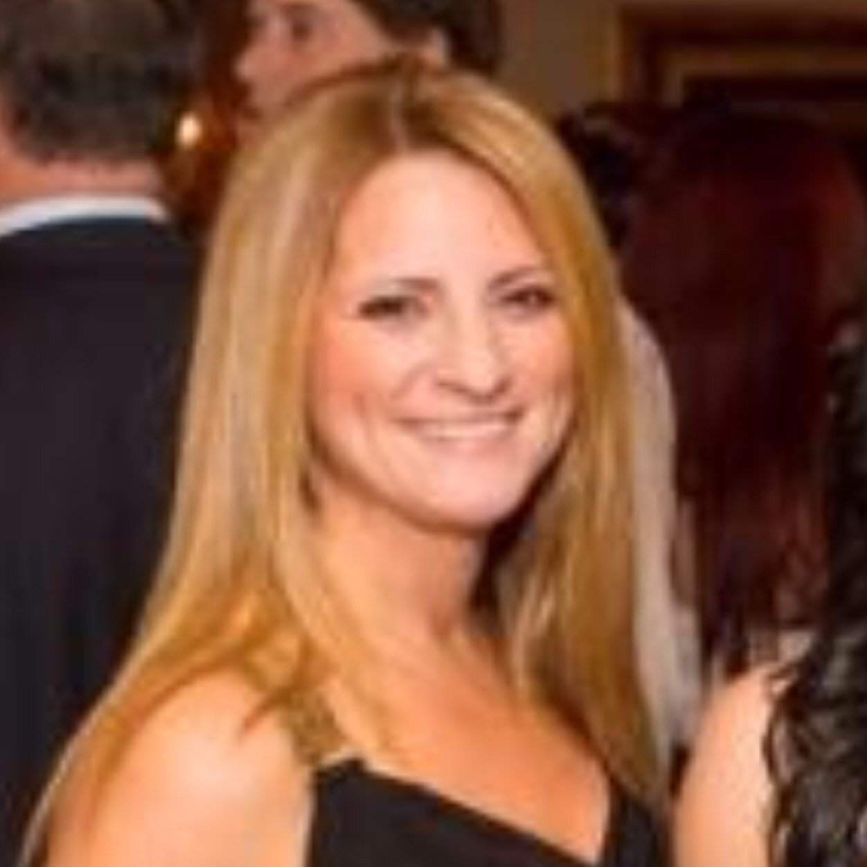 BETHCALAFIORE's profile picture. 