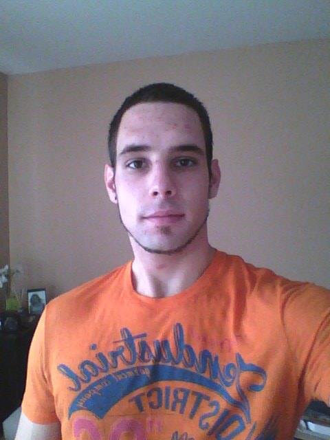 cachou022's profile picture. 