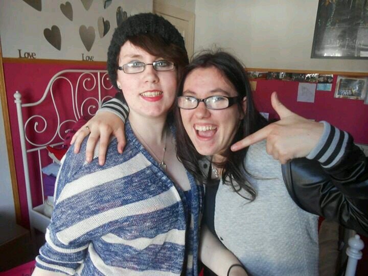 we no longer make videos !! but follow personals @kizk01 @iamsunshinex