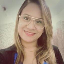 Estudante de Nutrição.19