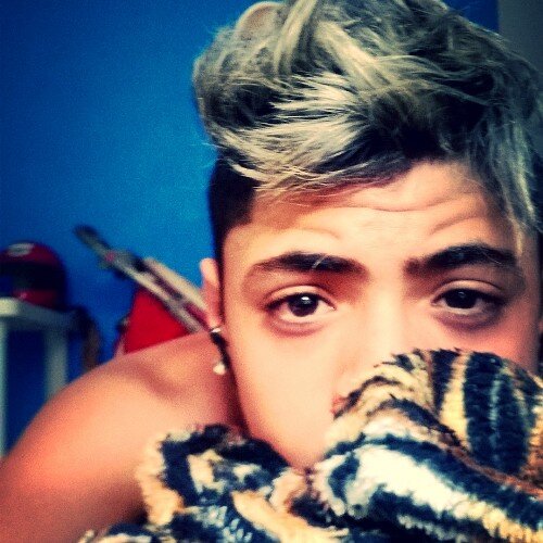 Sou apenas da Friboi : @Babs_crlh