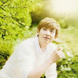 EXO Rapper ,
Always smile like an idiot , Christian - I love poppies.