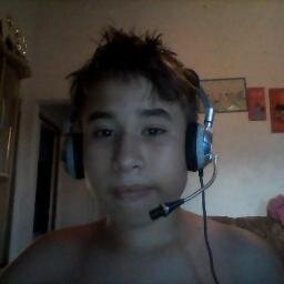 Eaw Galera me segue que eu sigo de volta ta ---- Meu canal --- http://t.co/ImqwMLp7Pi